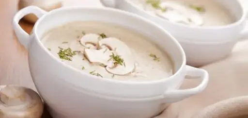 شوربة فراخ مشروم